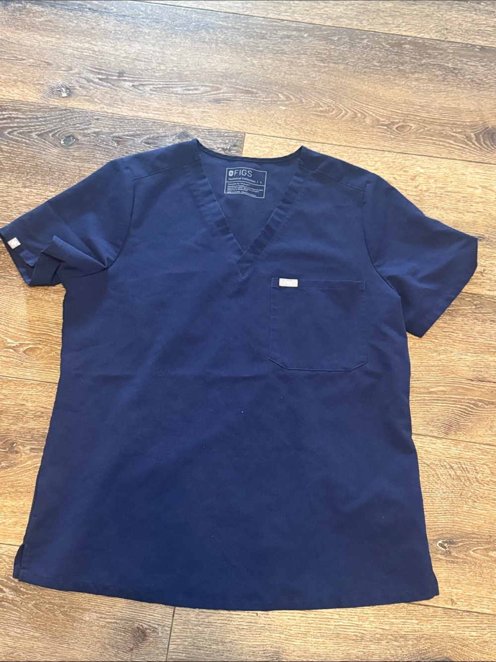 Figs navy scrub top large